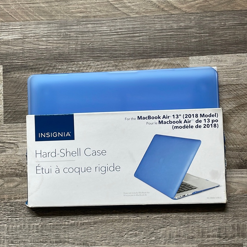 BRAND NEW 13” macbook air hard shell case